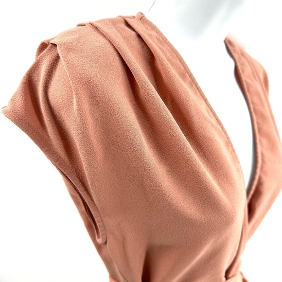 Tiger Mist Skort Romper Size Medium Wrap Front Tie Waist Playsuit Pleated Deep V - Picture 2 of 10